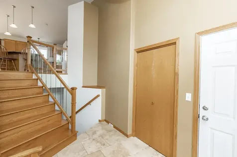 807 16th Avenue W West Fargo ND 58078