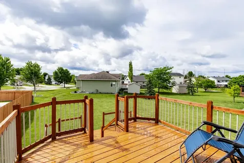807 16th Avenue W West Fargo ND 58078