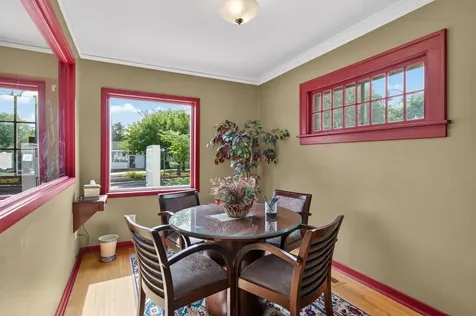 1069 S Robert Street West Saint Paul MN 55118