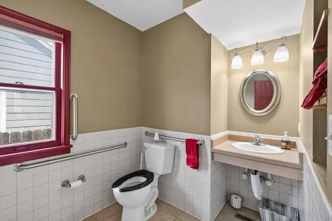 1069 S Robert Street West Saint Paul MN 55118