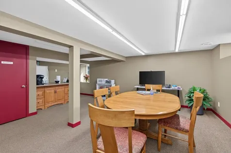 1069 S Robert Street West Saint Paul MN 55118