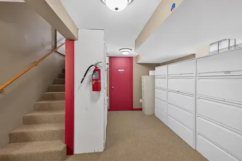 1069 S Robert Street West Saint Paul MN 55118