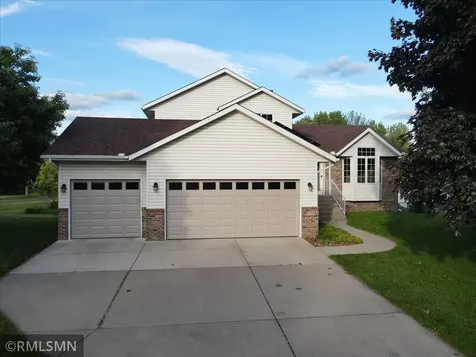 5334 89th Crescent Circle N Brooklyn Park MN 55443