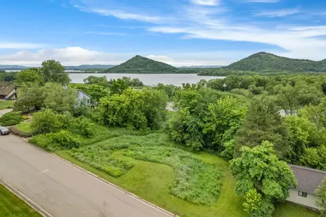39109 Karen Court Winona MN 55987