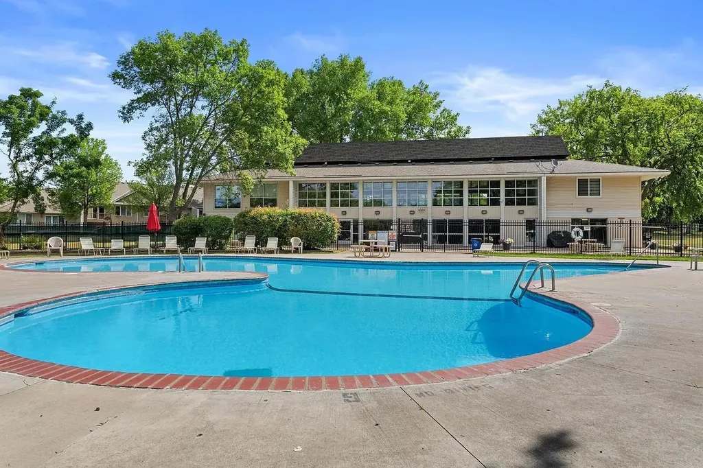 10840 Rockford Road Plymouth MN 55442
