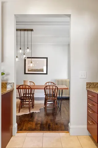 1945 Fremont Avenue S Minneapolis MN 55403