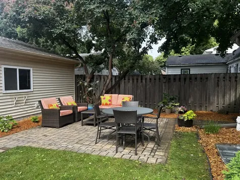 2215 Bayard Avenue Saint Paul MN 55116