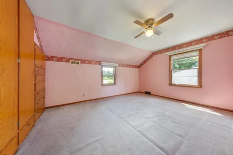825 8th Avenue NE Waseca MN 56093