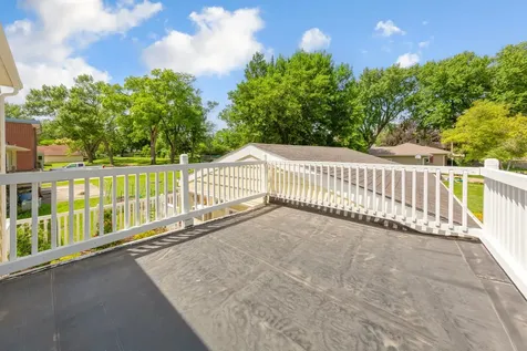 825 8th Avenue NE Waseca MN 56093