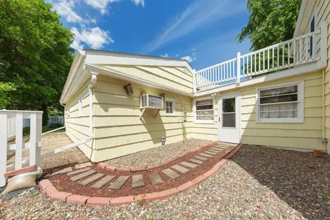 825 8th Avenue NE Waseca MN 56093