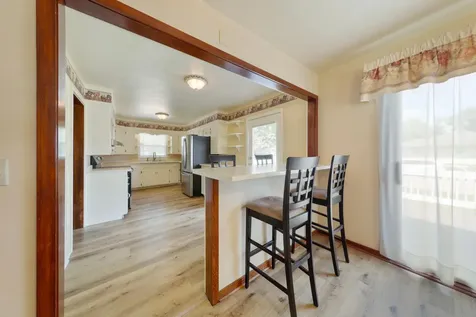 825 8th Avenue NE Waseca MN 56093