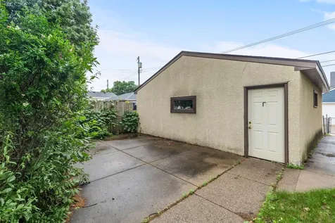 845 20th Avenue N South Saint Paul MN 55075