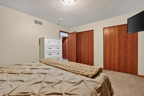 4838 11th Court NW Rochester MN 55901