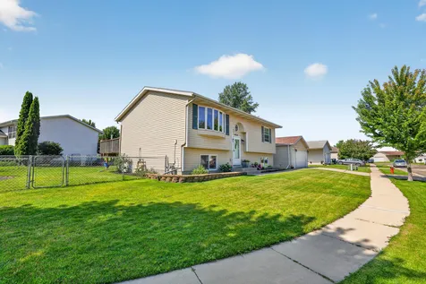 4838 11th Court NW Rochester MN 55901