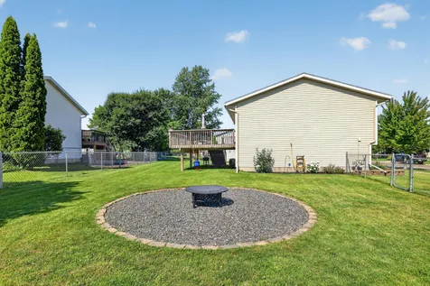 4838 11th Court NW Rochester MN 55901