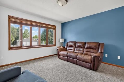 4838 11th Court NW Rochester MN 55901