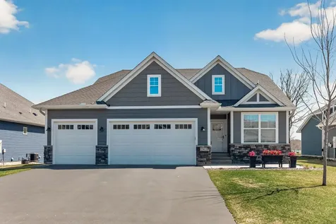 25415 Farmstead Lane Wyoming MN 55092