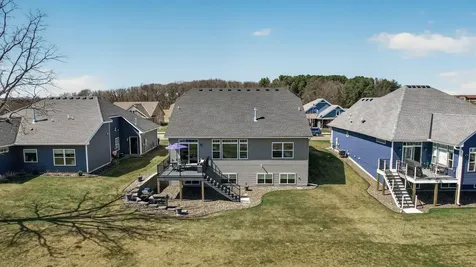 25415 Farmstead Lane Wyoming MN 55092