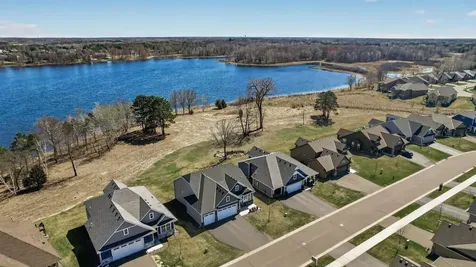 25415 Farmstead Lane Wyoming MN 55092