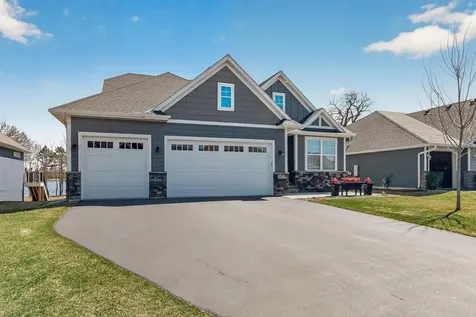 25415 Farmstead Lane Wyoming MN 55092