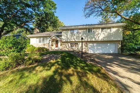 12904 2nd Avenue S Burnsville MN 55337