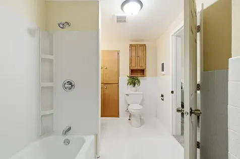 256 Rose Avenue W Saint Paul MN 55117