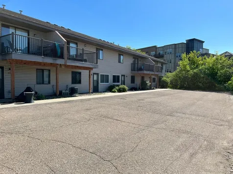 1635 Stieger Lake Lane Victoria MN 55386