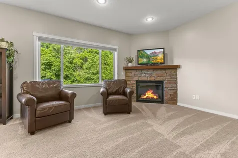 1439 5th Street SW Delano MN 55328