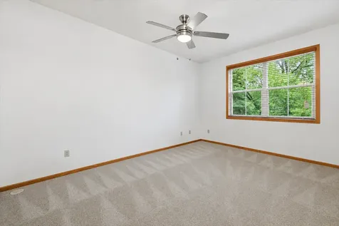 7582 6th Street N Oakdale MN 55128