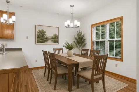 7582 6th Street N Oakdale MN 55128