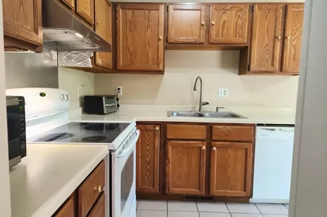 1504 Roundhouse Circle Shakopee MN 55379