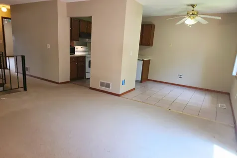 1504 Roundhouse Circle Shakopee MN 55379
