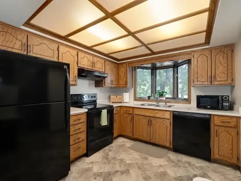 2700 98th Avenue N Brooklyn Park MN 55444