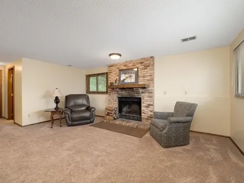 2700 98th Avenue N Brooklyn Park MN 55444