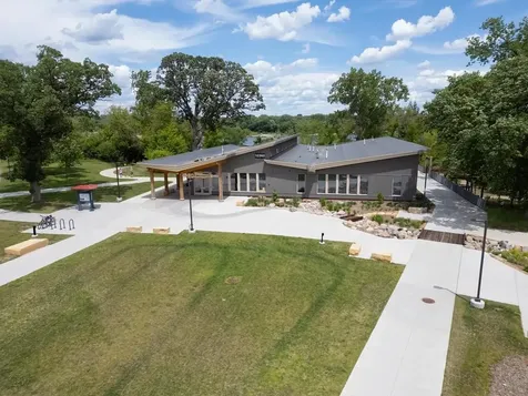 2700 98th Avenue N Brooklyn Park MN 55444
