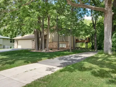 2700 98th Avenue N Brooklyn Park MN 55444