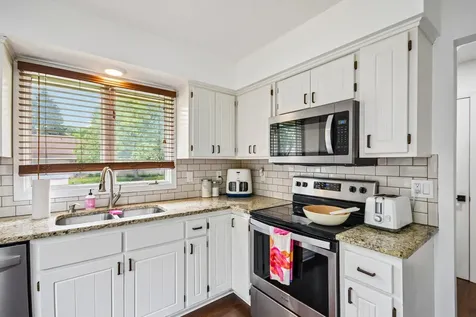 5595 Albert Street Shoreview MN 55126