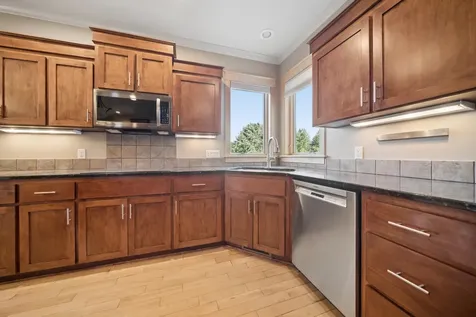 5352 Scenic Oak Drive SW Rochester MN 55902