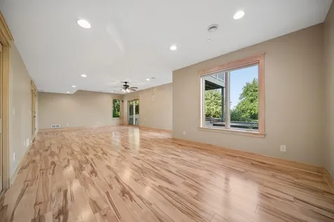 5352 Scenic Oak Drive SW Rochester MN 55902