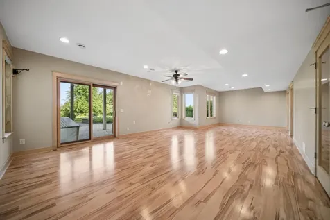 5352 Scenic Oak Drive SW Rochester MN 55902