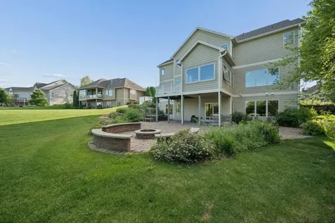 5352 Scenic Oak Drive SW Rochester MN 55902