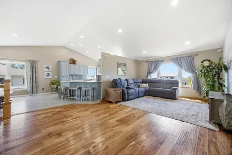 1114 Southcreek Avenue Glyndon MN 56547