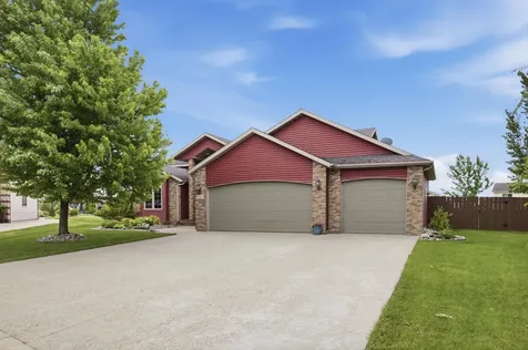 1114 Southcreek Avenue Glyndon MN 56547