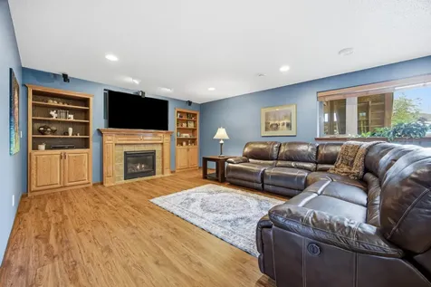 1114 Southcreek Avenue Glyndon MN 56547