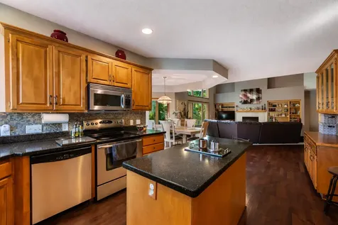 10725 55th Ave N Plymouth MN 55442