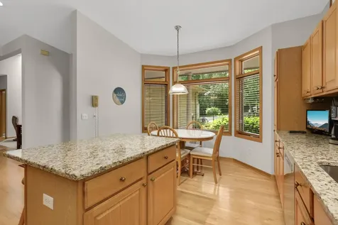 7081 Crowne Oak Road Eden Prairie MN 55344