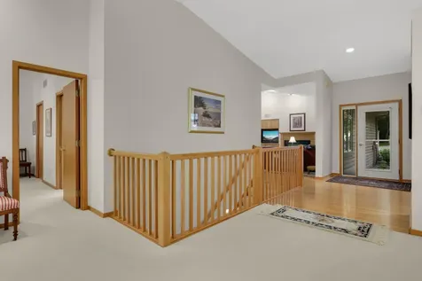 7081 Crowne Oak Road Eden Prairie MN 55344