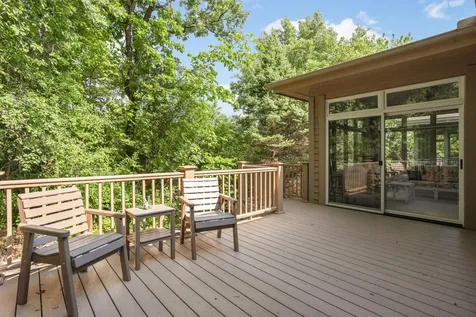 7081 Crowne Oak Road Eden Prairie MN 55344