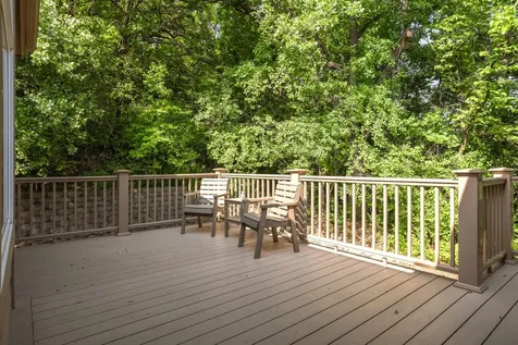 7081 Crowne Oak Road Eden Prairie MN 55344