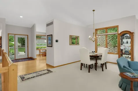 7081 Crowne Oak Road Eden Prairie MN 55344